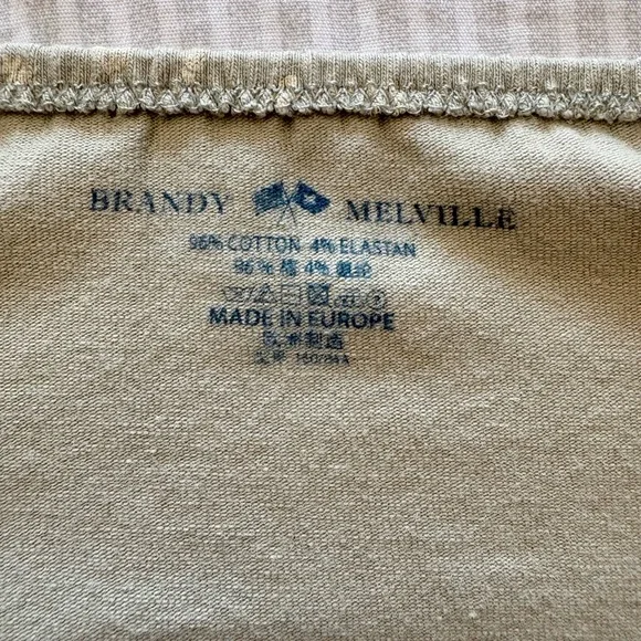 Brandy Melville green floral Eden crop top - Picture 3 of 3